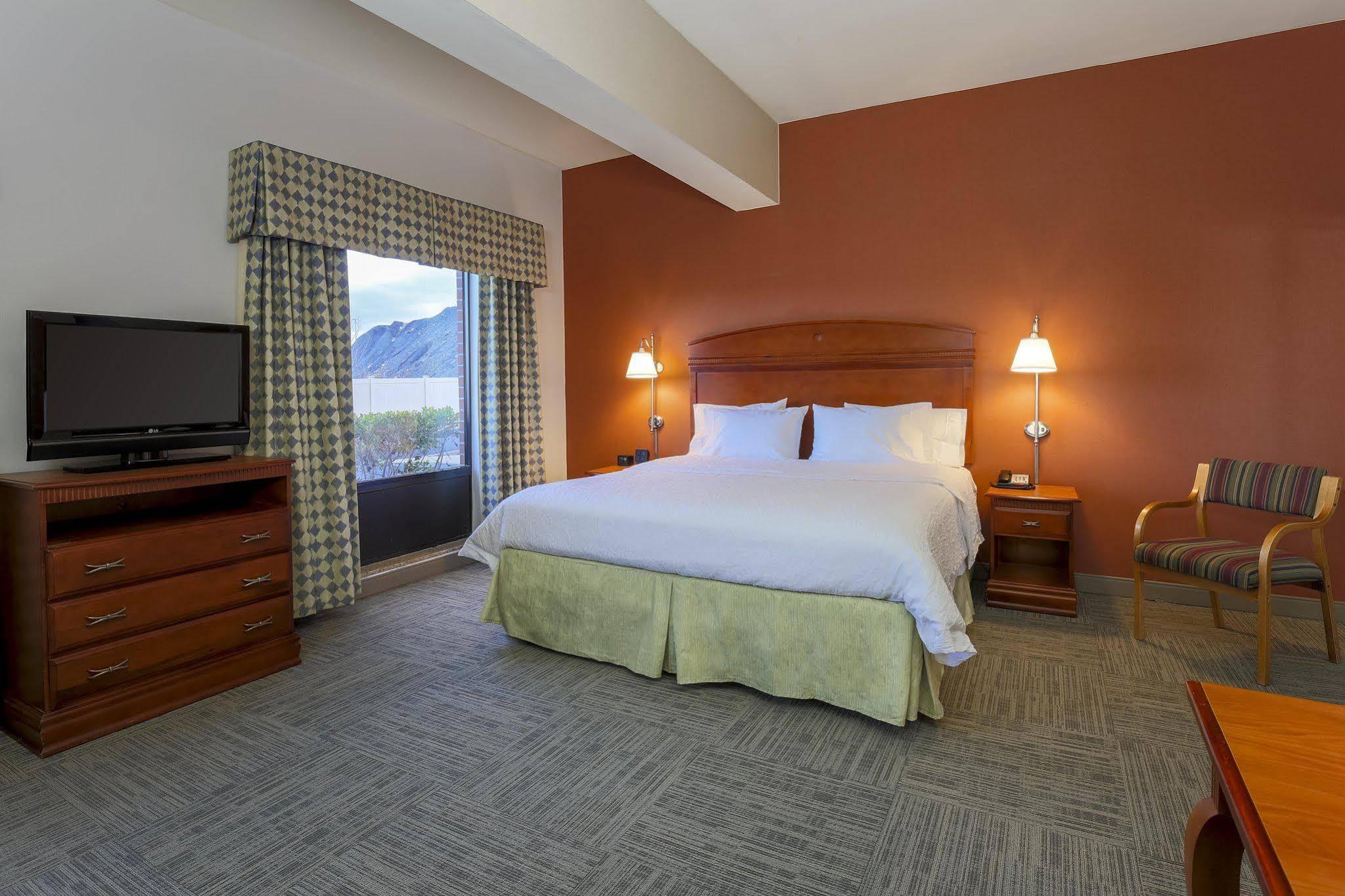 Hampton Inn & Suites Providence / Smithfield Eksteriør billede