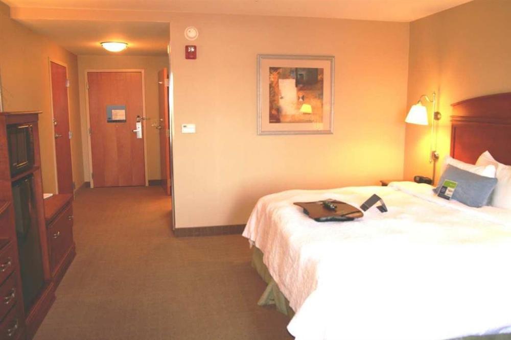 Hampton Inn & Suites Providence / Smithfield Værelse billede